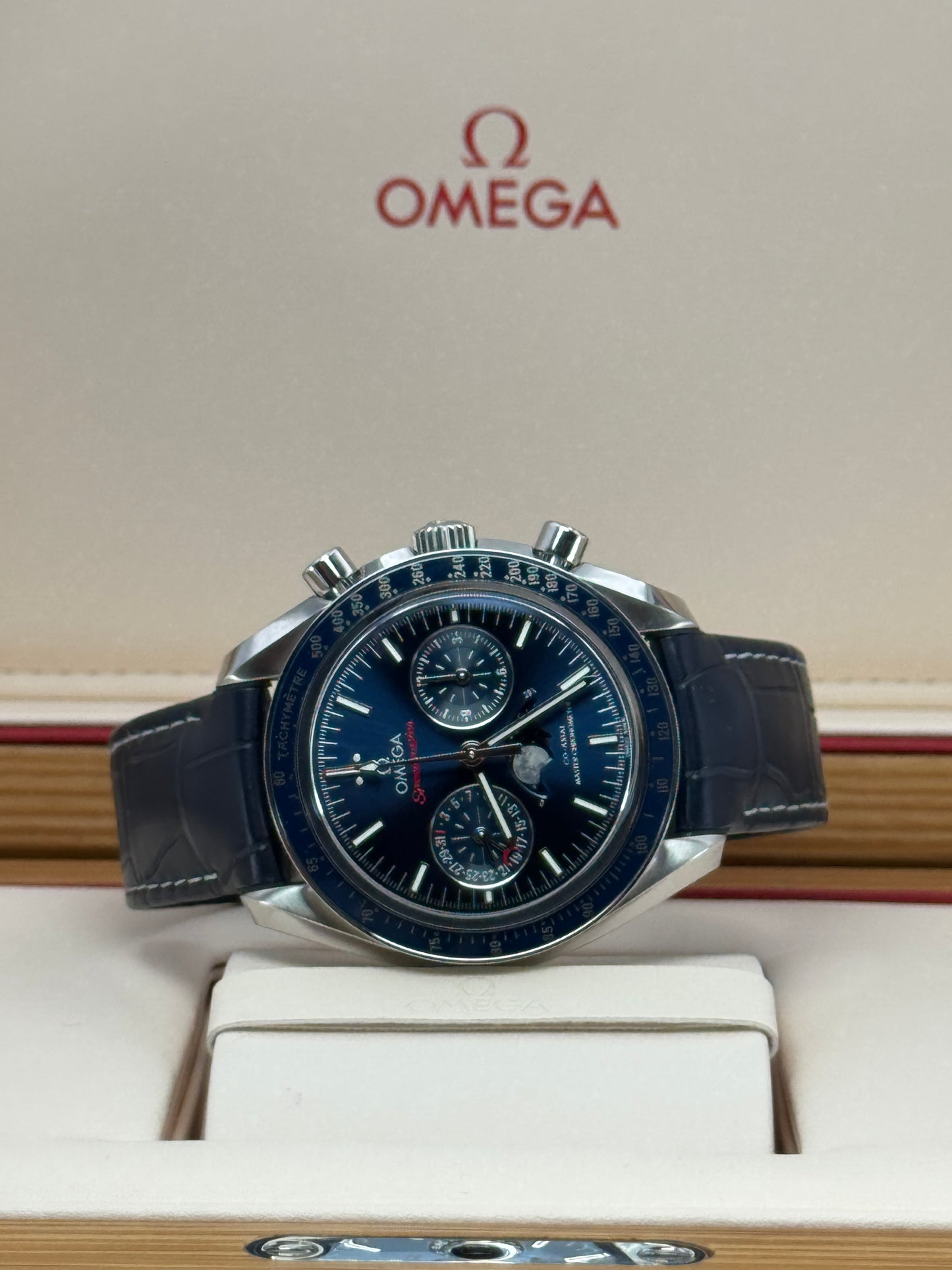 OMEGA SPEEDMASTER MOONPHASE CO-AXIAL