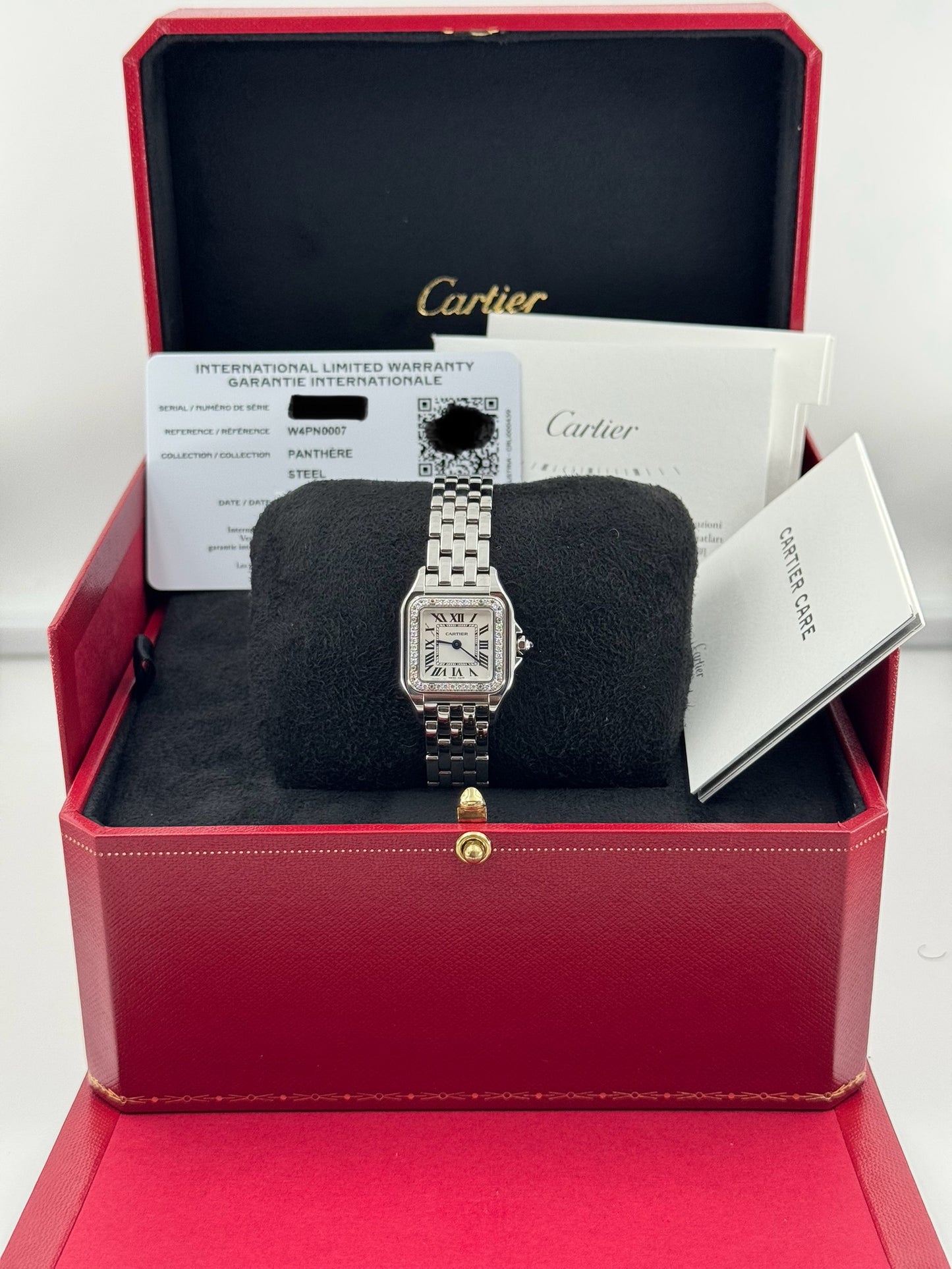 CARTIER PANTHERE NEW 2025